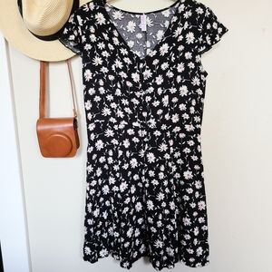 Daisy Print Skater Dreas